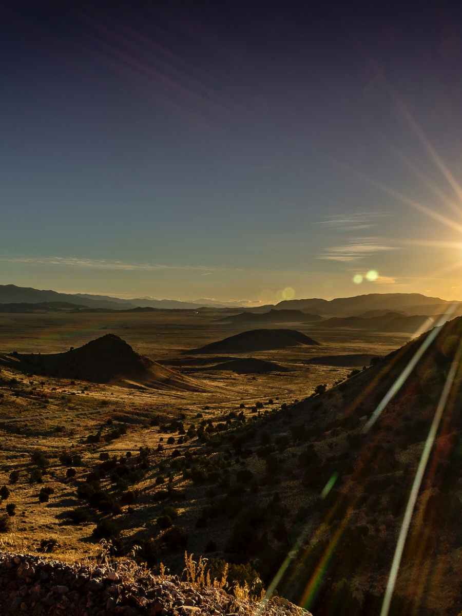 Strahlen brechen viele aus einem Licht | Und unser Licht heißt Christus